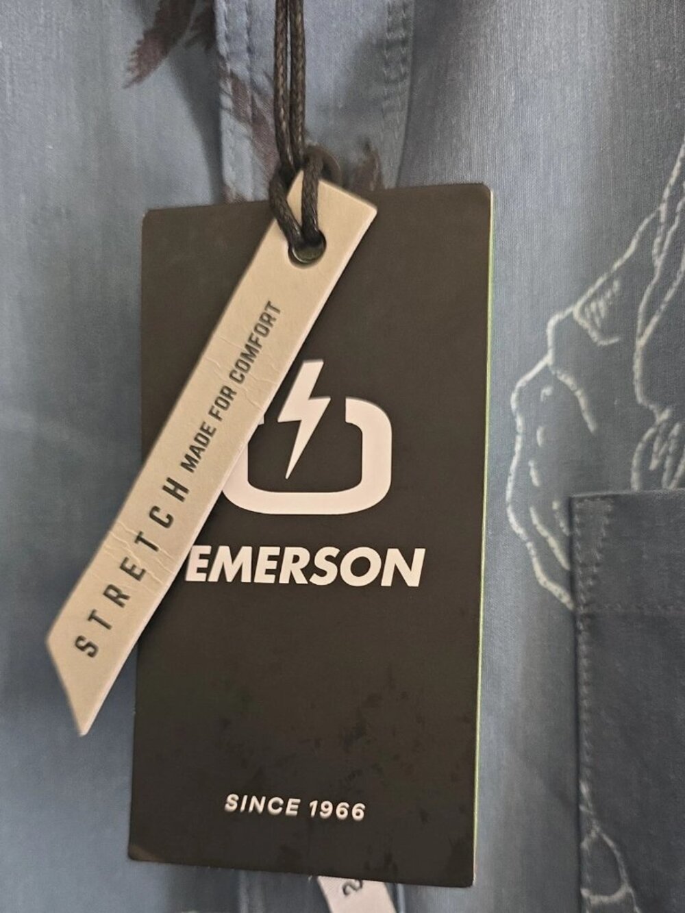 Emerson Men’s M Short Sleeve Button Down Shirt Blue Gray Shark Jaws Palm NWT - Picture 3 of 7